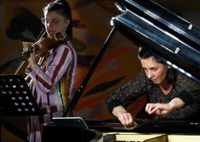 Amici della Musica di Modena 18 maggio 2024 Duo Papini - Baldaccini Cristina Papini, violino Ilaria Baldaccini, pianoforte Ph. Giorgio Finali